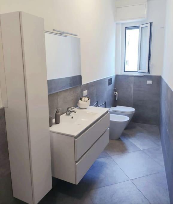 Appartement Ampio Bilocale In Zona Porta Vittoria / Corso Lodi à Milan Extérieur photo